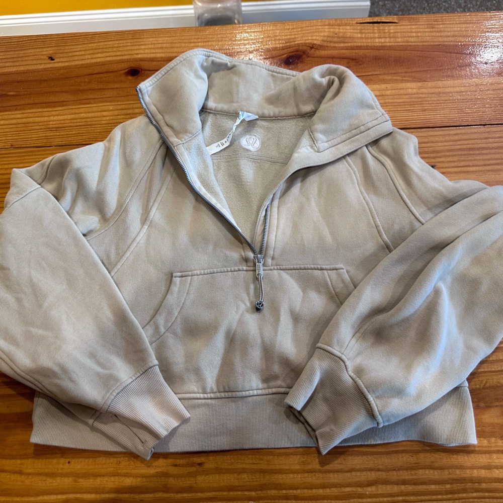 lululemon Half Zip Funnel Scuba in beige. Size xs/s